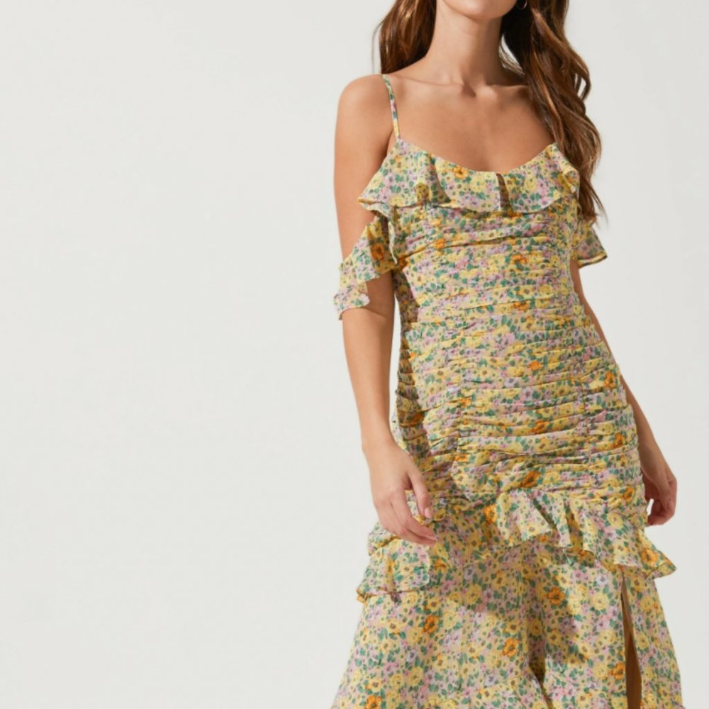 Astr The Label Yellow Flower Dress